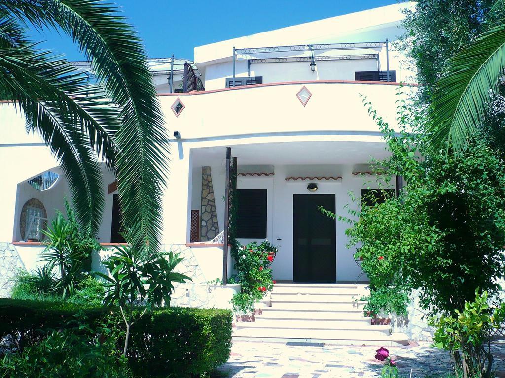 Villa Antonio Calderisi Vieste Exterior photo